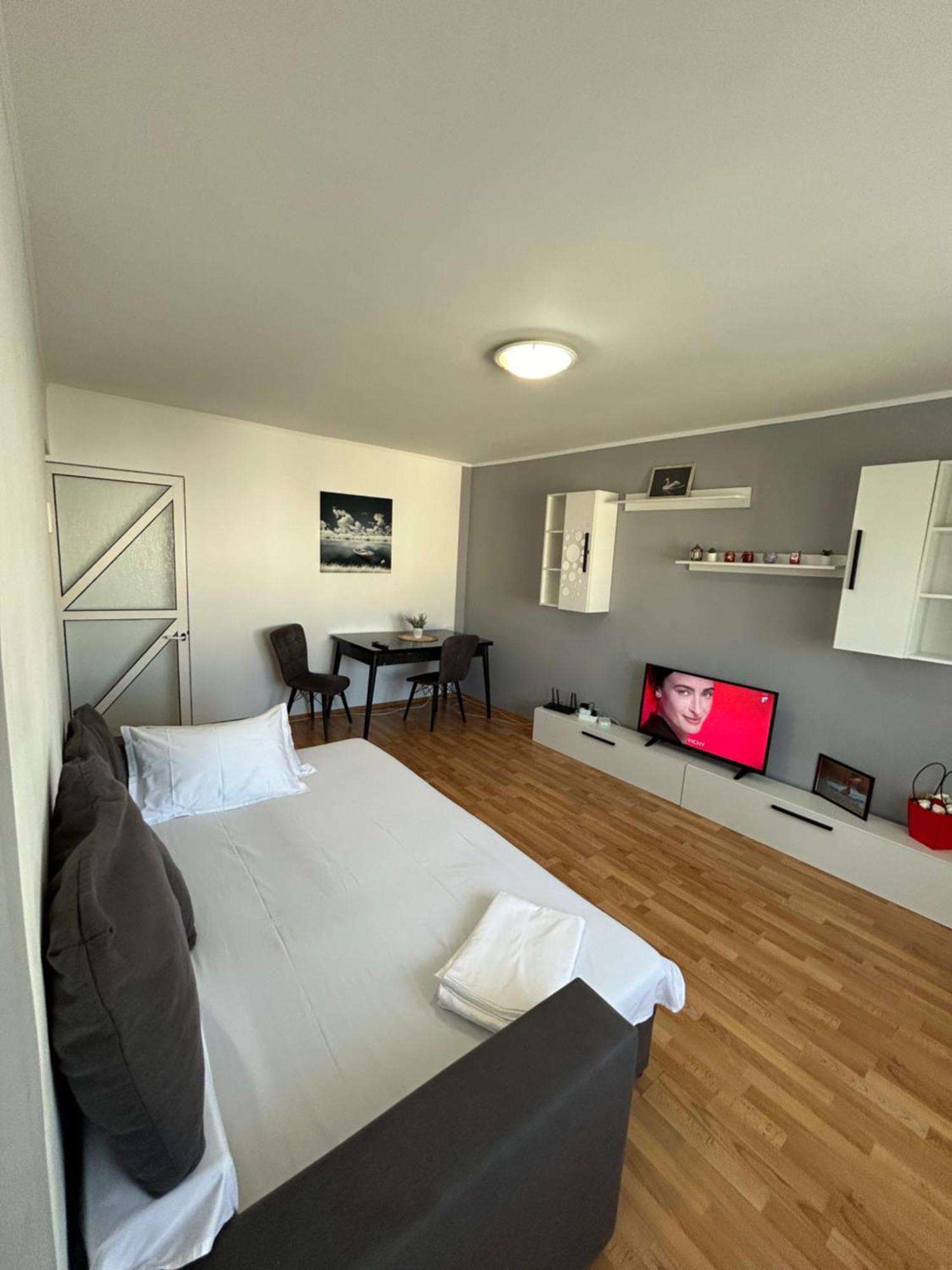 Sj Apartment Tulcea Exteriér fotografie